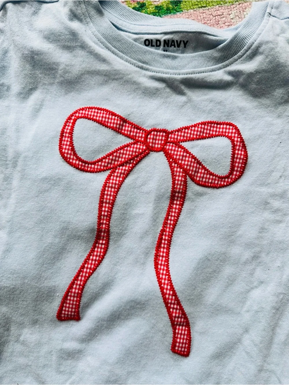 Old Navy Toddler Short-Sleeve Tee Bundle with appliqué bow and florals like new